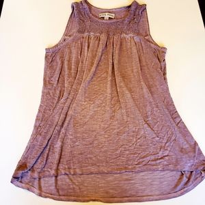 Knox Rose lavender Tank top